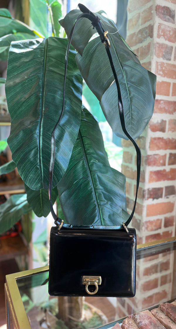 SALVATORE FERRAGAMO Black Leather Vintage Gancini Chain Shoulder Bag –  Style Exchange Boutique PGH