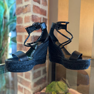 LOUBOUTIN Chocazeppa Spikes Black Espadrille Wedges SZ 38 (US 8)