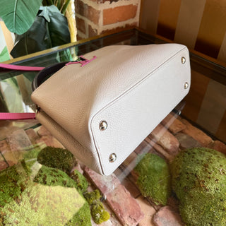 LOUIS VUITTON Capucines Taurillon Leather Top Handle Bag
