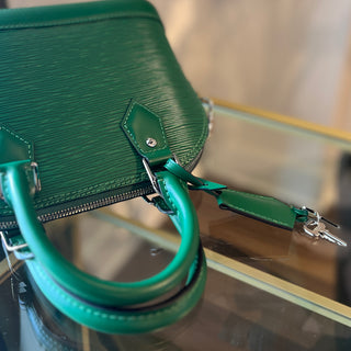 LOUIS VUITTON Epi Alma BB