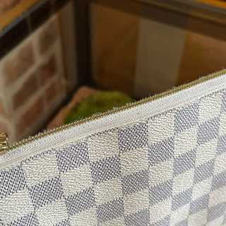 LOUIS VUITTON Neverfull Pochette Damier Azur Canvas Pouch