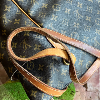 LOUIS VUITTON Totally MM Brown Monogram Canvas Tote