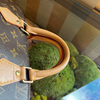 LOUIS VUITTON Alma PM Brown Monogram Canvas Vintage Satchel Bag