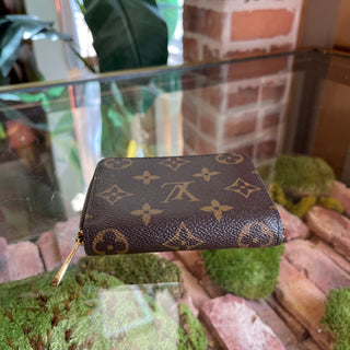 LOUIS VUITTON Zippy Coin Brown Monogram Canvas Wallet