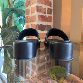 VALENTINO Black Leather Quilted Rockstud Slides SZ 40 (US 10)