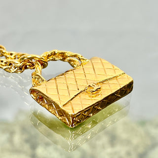 CHANEL Vintage 1995 Flap Bag Gold Metal Necklace