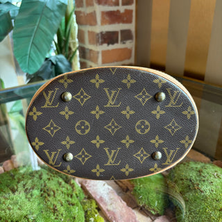 LOUIS VUITTON Vintage Petit Monogram Bucket Bag
