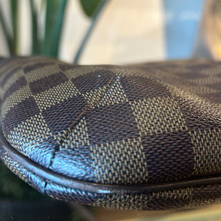 LOUIS VUITTON Damier Ebene Bloomsbury PM