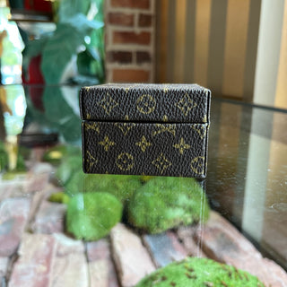 LOUIS VUITTON Monogram Canvas Ring Mini Trunk Case