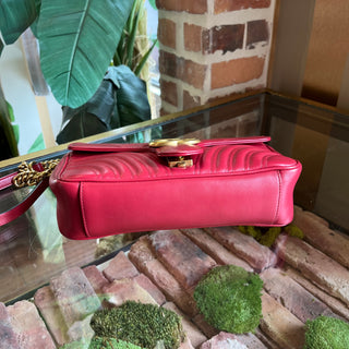 GUCCI GG Marmont Red Matelassé Calfskin Leather Shoulder Bag