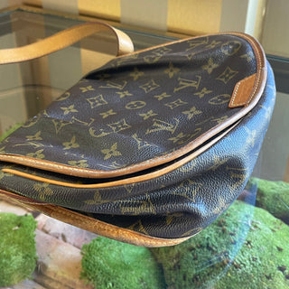 LOUIS VUITTON Monogram Menilmontant Crossbody Bag