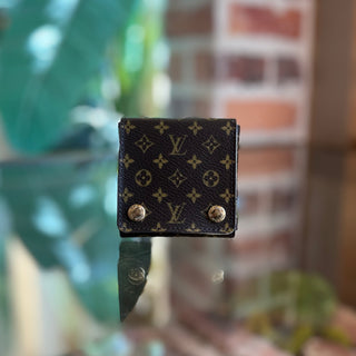 LOUIS VUITTON Monogram Folding Jewelry Case PM