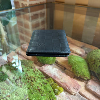 LOUIS VUITTON Infini Black Wallet