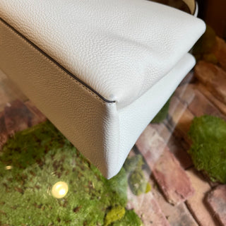 TORY BURCH White Pebbled Leather Top Handle Bag