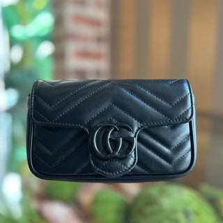 GUCCI GG Marmont Matelasse Chain Belt Bag