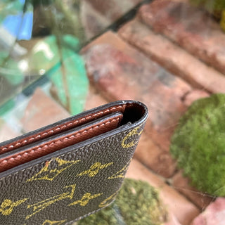 LOUIS VUITTON Vintage Brown Monogram Canvas Bifold Wallet