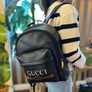 GUCCI Logo Front Pocket Printed Leather Backpack display picture 3