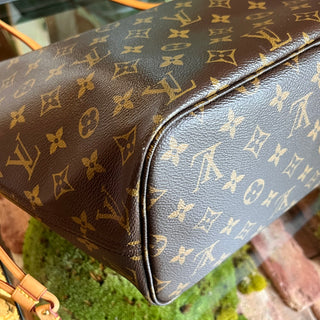 LOUIS VUITTON Neverfull MM Limited Edition V Monogram Canvas Tote Bag