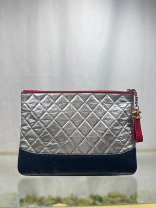 CHANEL Gabrielle Medium Navy Blue Silver Red Aged Calfskin Quilted Cosmetic Case Clutch TS3711