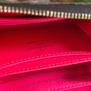LOUIS VUITTON Limited Edition Fuchsia Graffiti Stephen Sprouse Zippy Coin Purse
