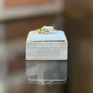 DAVID YURMAN Petite Buckle 18K Yellow Gold with Diamonds Ring