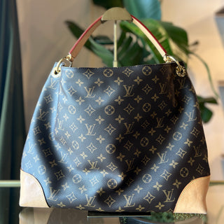 LOUIS VUITTON Berri MM Brown Monogram Canvas Shoulder Bag