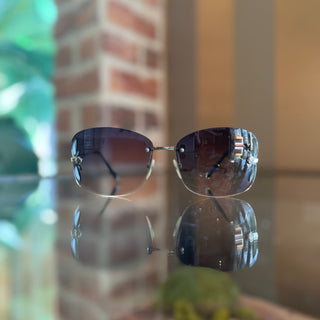 LOUIS VUITTON Z0308U Lily Metal Square Sunglasses