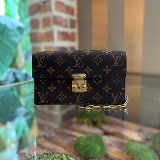 LOUIS VUITTON Monogram S Lock Belt Pouch MM