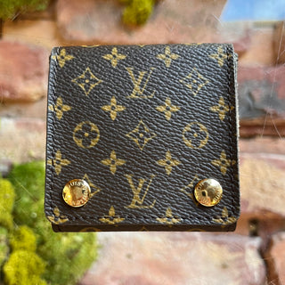 LOUIS VUITTON Small LV Monogram Folding Jewelry Case SM0094