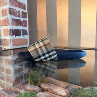 BURBERRY Archive Beige Check Rubber Slides SZ 39 (US 9)