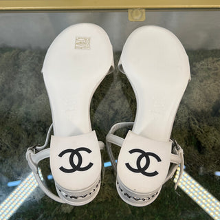 CHANEL White Lambskin Leather Sandals SZ37(7US)