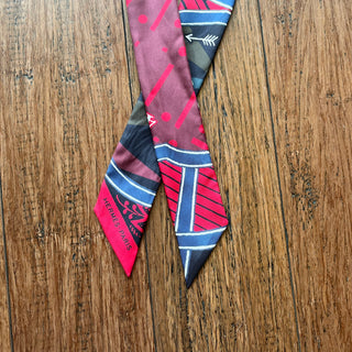 HERMES Silk Jeu de Soie Print Twilly
