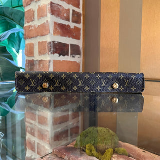 LOUIS VUITTON Monogram Necklace Holder SN0064