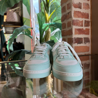 CHANEL CC Light Turquoise White Cotton Sneakers SZ37(7US)