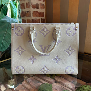 LOUIS VUITTON Monogram Giant OnTheGo MM Latte Bubble Tea
