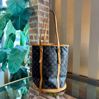 LOUIS VUITTON Bucket Monogram GM