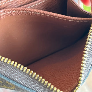 LOUIS VUITTON Zippy Coin Brown Monogram Canvas Wallet