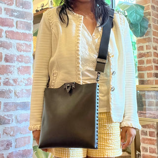 VALENTINO GARAVANI Messenger Black Leather Crossbody Bag