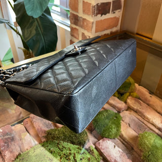 CHANEL Jumbo Single Flap Black Caviar Quilted Leather Vintage Shoulder Bag