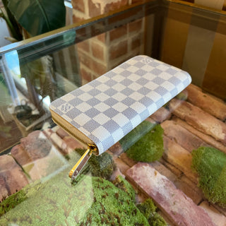 LOUIS VUITTON Zippy Damier Azur Canvas Wallet