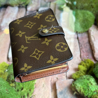 LOUIS VUITTON French Brown Monogram Canvas Vintage Wallet