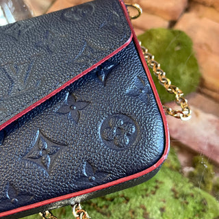 LOUIS VUITTON Pochette Felicie Marine Rouge Empreinte Leather Crossbody