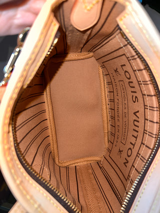 LOUIS VUITTON Neverfull BB Monogram