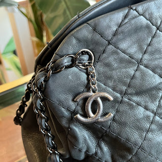 CHANEL Just Mademoiselle Large Black Iridescent Quilted Leather Tote Bag