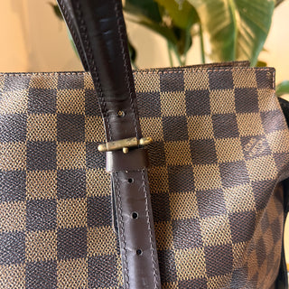 LOUIS VUITTON Damier Ebene Chelsea Tote