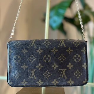 LOUIS VUITTON Felicie Monogram Pochette