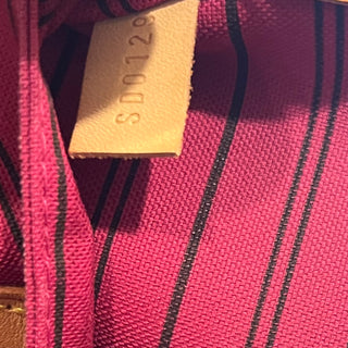 LOUIS VUITTON Neverfull MM Monogram Canvas Tote Bag