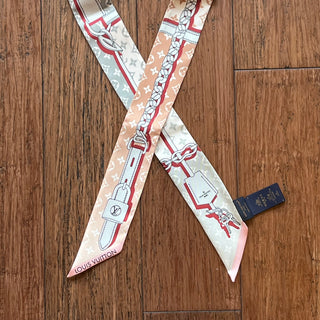 LOUIS VUITTON Monogram Rising Confidential BB Silk Bandeau Scarf