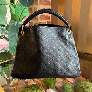 LOUIS VUITTON Artsy MM Black Empriente Leather Hobo