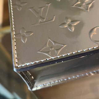 LOUIS VUITTON Sac Plat Petit Grey Metallic Monogram Vernis Tote